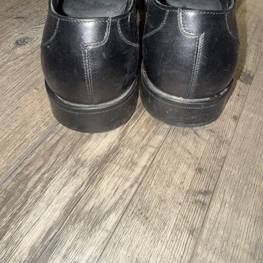 Salvatore Ferragamo Black Leather Oxfords Size 9 Pre-owned - Picture 4 of 7